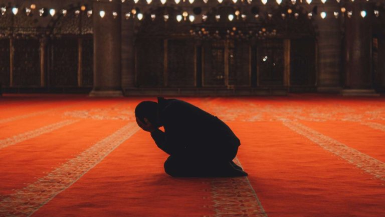 A Profound Path to Redemption – The Dua for Seeking Forgiveness (Astaghfirullah)