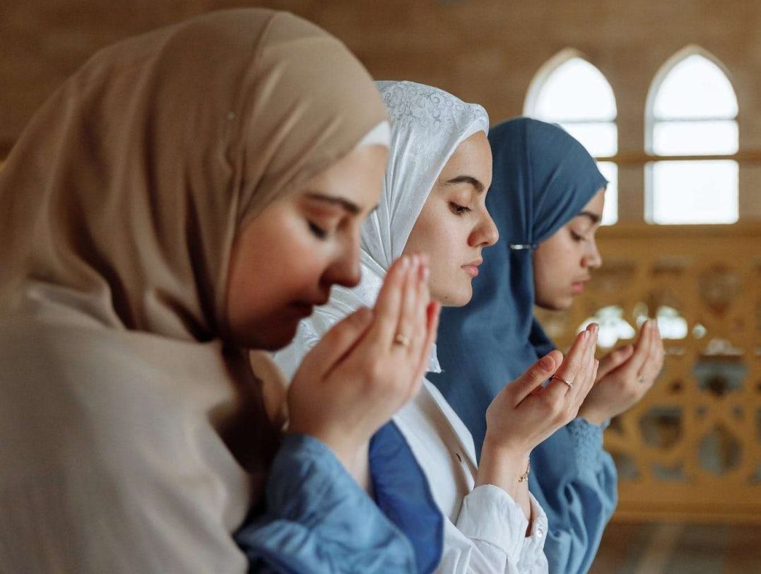 Women Praying Together